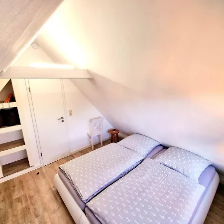 Haus Findling Ferienhaus *